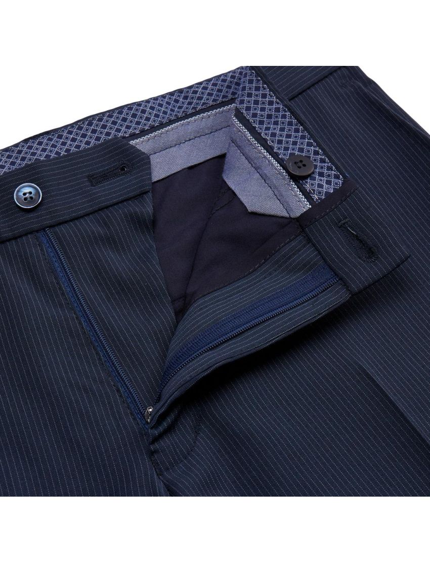 Klassische Hosen in Modern Fit Indigo/102